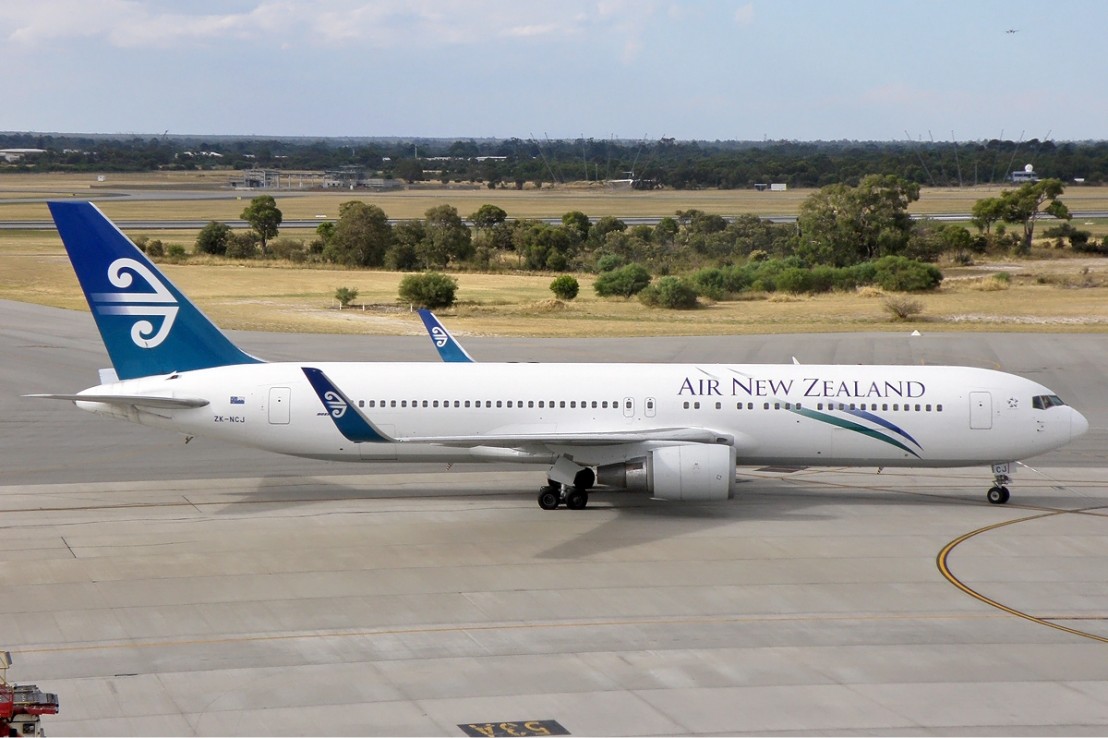 Air_New_Zealand_Boeing_767-300_PER_Koch
