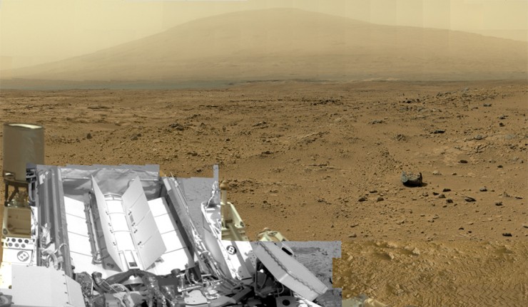 Curiosity-made image combined of 900 images