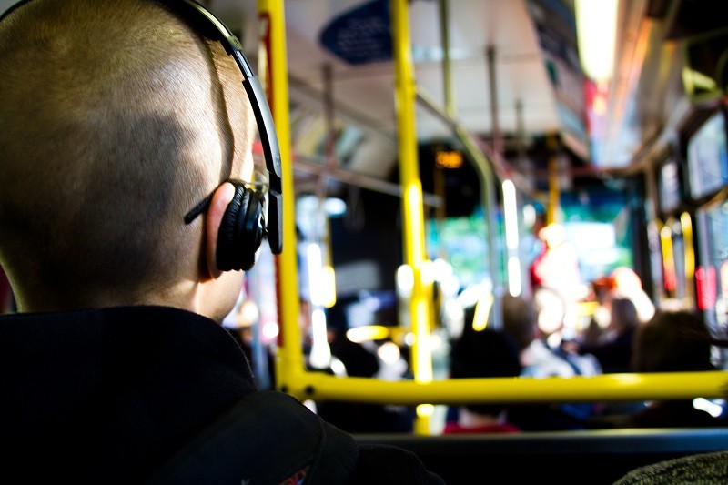 Headphones-on-Bus