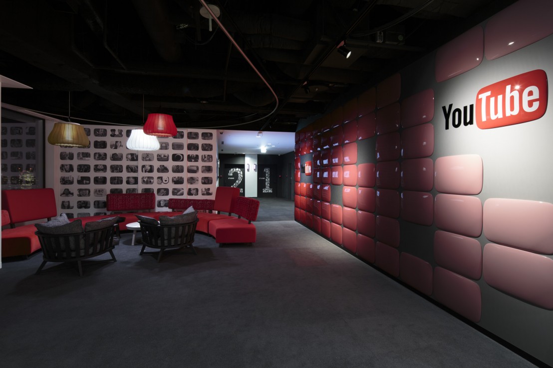 youtube-space-in-tokyo