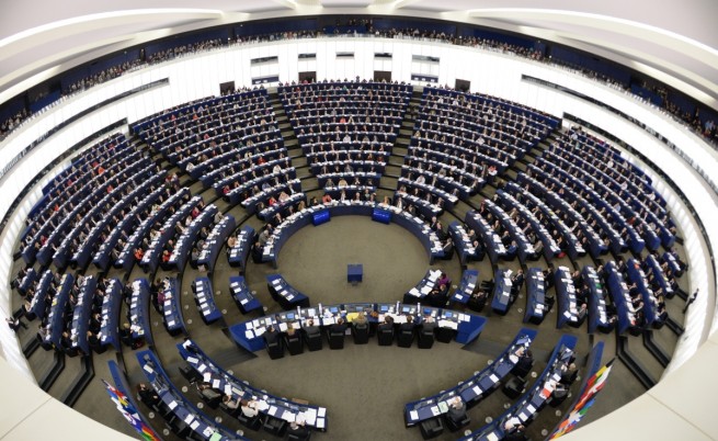 655-402-evropejski-parlament