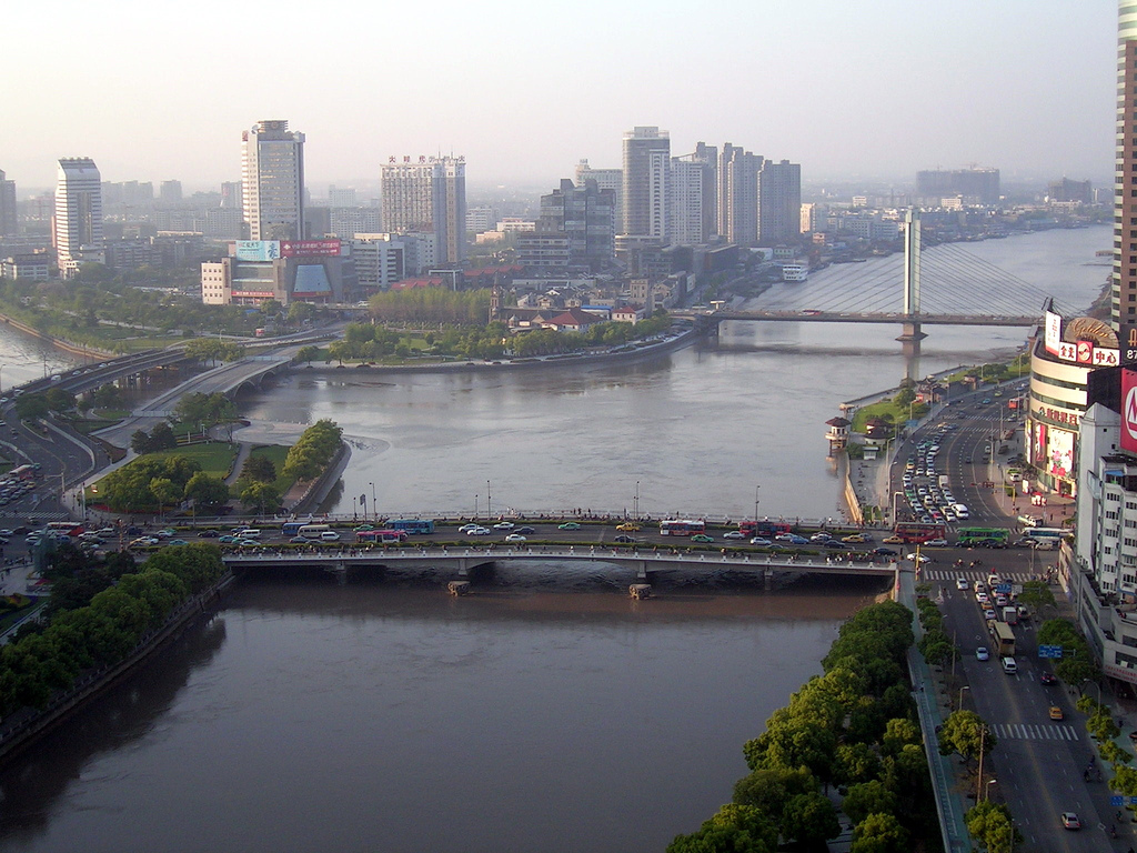 Juncture_of_three_main_rivers_in_Ningbo_China