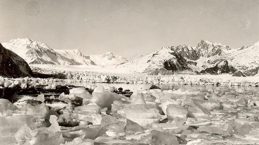 Northwestern Glacier (1920s - 1940s) - This is Alaska's Muir Glacier & Inlet in 1895. Get Ready to Be Shocked When You See What it Looks Like Now.