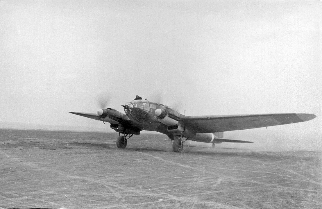 He 111, който по време и непосредствено след Втората световна война е използван за правителствени превози